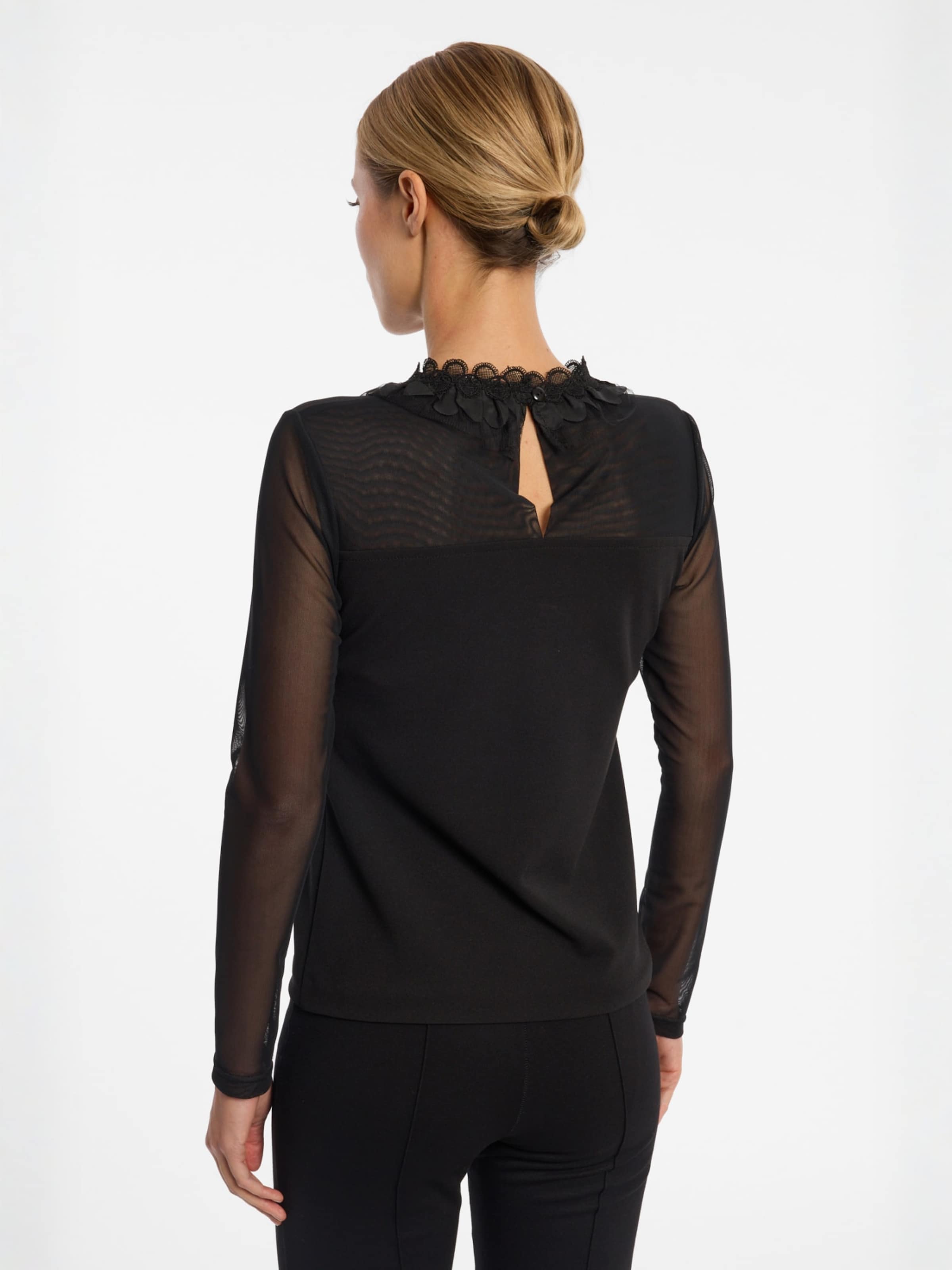Haut 'Emiloya' Ana Alcazar en noir