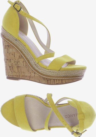 Bianco Sandals & High-Heeled Sandals in 37 in Yellow: front