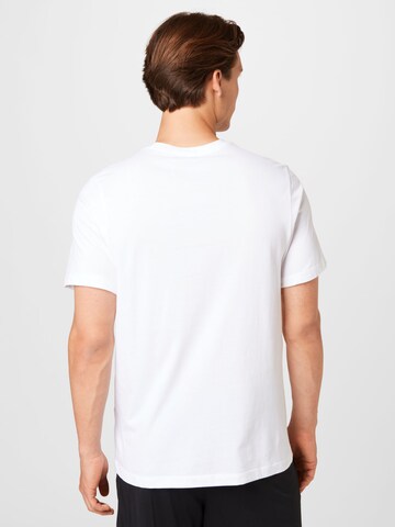 NIKE Функционална тениска в бяло