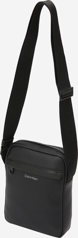 Calvin Klein Crossbody Bag 'MUST' in Black