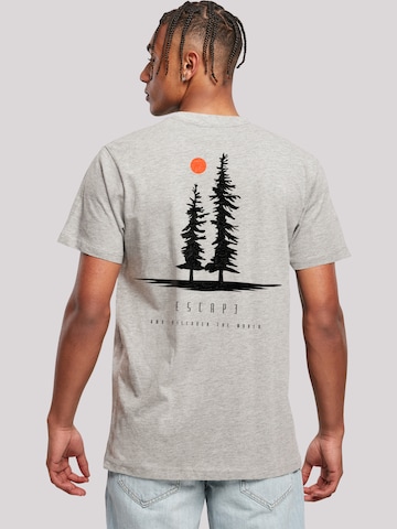 F4NT4STIC Shirt 'Escape Discover the World Pinetree' in Grijs
