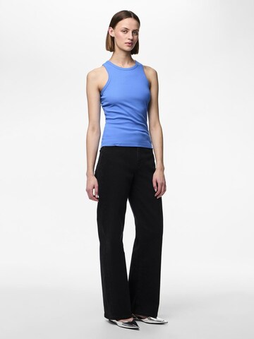 Top 'RUKA' di PIECES in blu