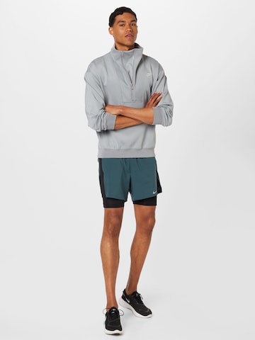 Nike Sportswear Sweatshirt i grå