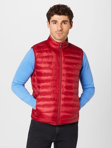 Regular Gilet TOMMY HILFIGER en rouge : devant