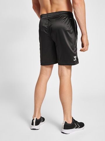 regular Pantaloni sportivi 'Core' di Hummel in nero