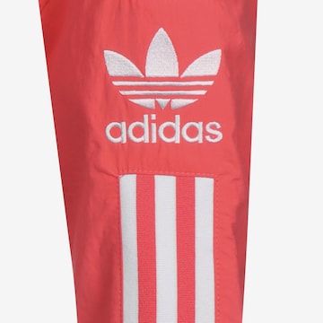 ADIDAS ORIGINALS Přechodná bunda – červená