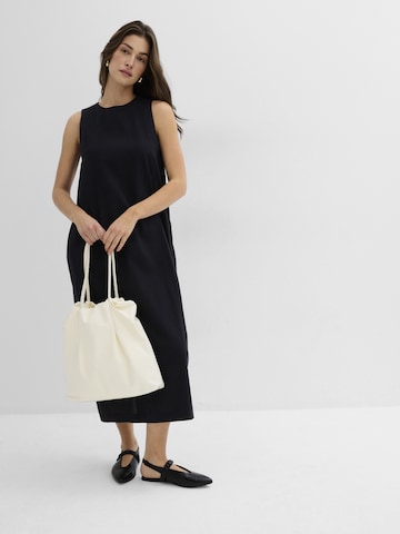bonprix Kleid in Schwarz