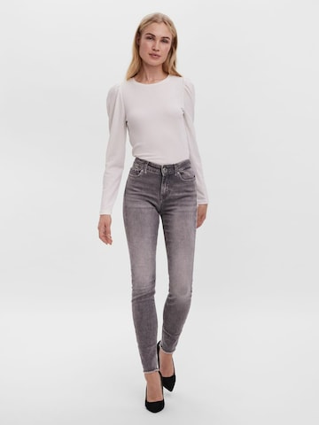 VERO MODA Skinny Jeans 'Peach' in Grey