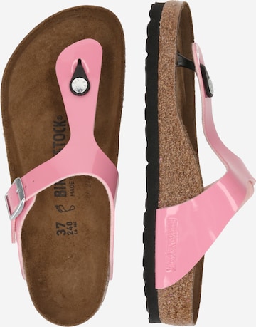 BIRKENSTOCK - Chinelos de dedo 'Gizeh' em rosa