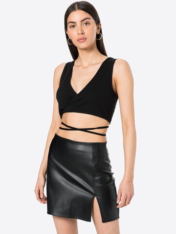 ABOUT YOU Top 'Liliane' in Black: front