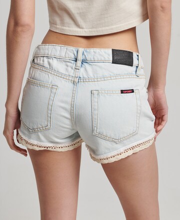 Superdry Regular Shorts 'Hot' in Blau