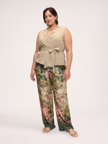 Fiorella Rubino Gilet in Beige
