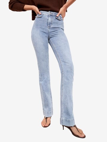 Bootcut Jeans di Friends Like These in blu: frontale