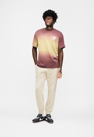 Nike Sportswear Tapered Trousers 'Club' in Beige