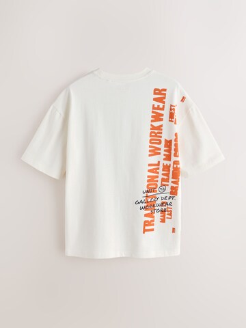 T-Shirt Next en blanc