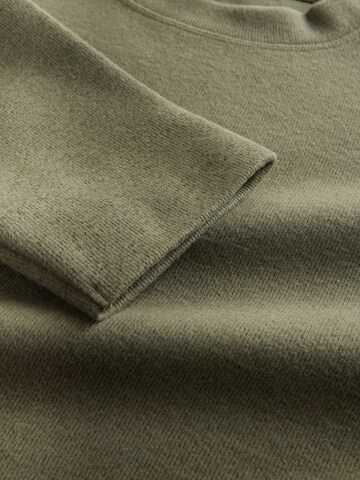 Rochie de la Next pe verde