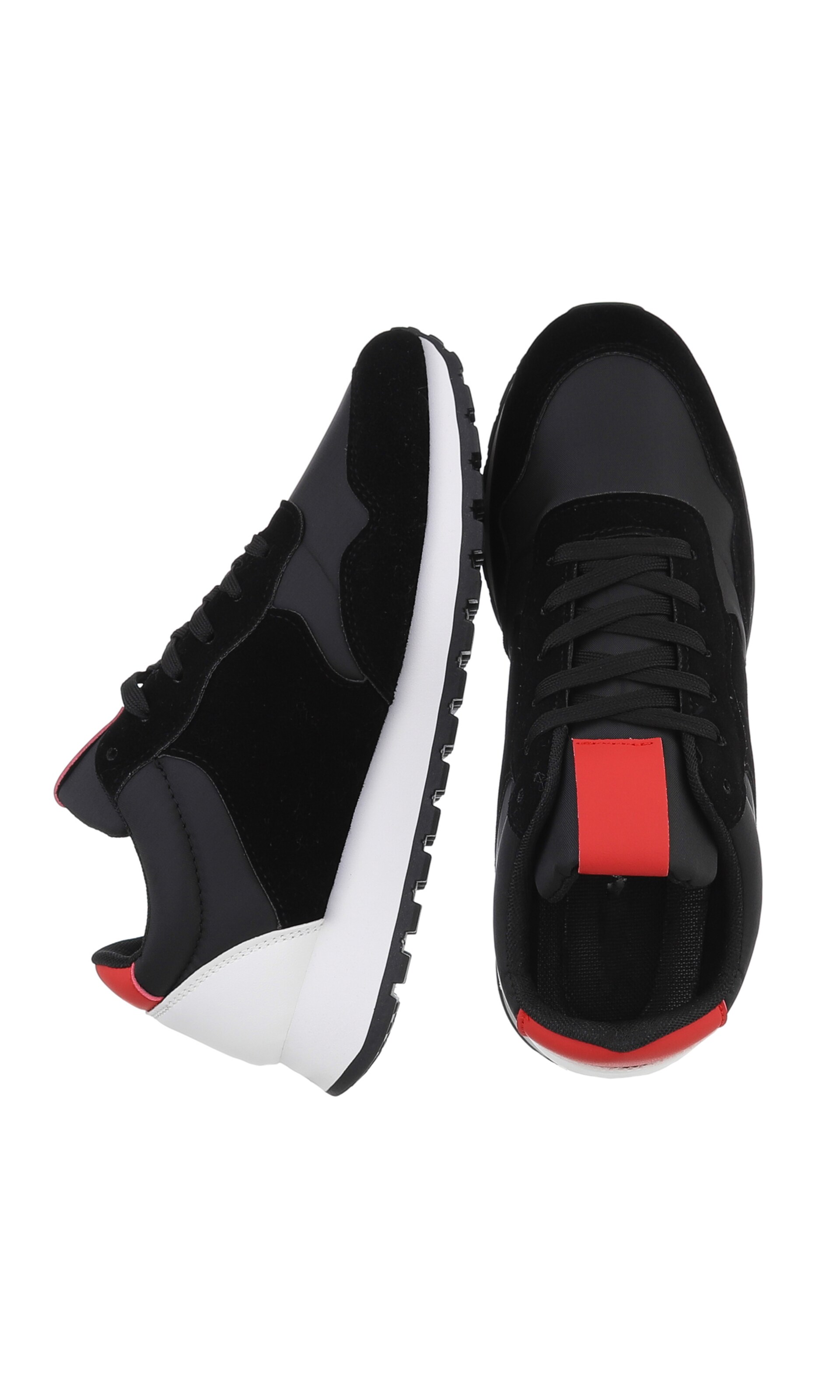 CoolWalk Sneakers in Black