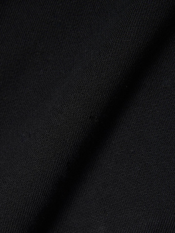 LACOSTE Sweatshirt in Black