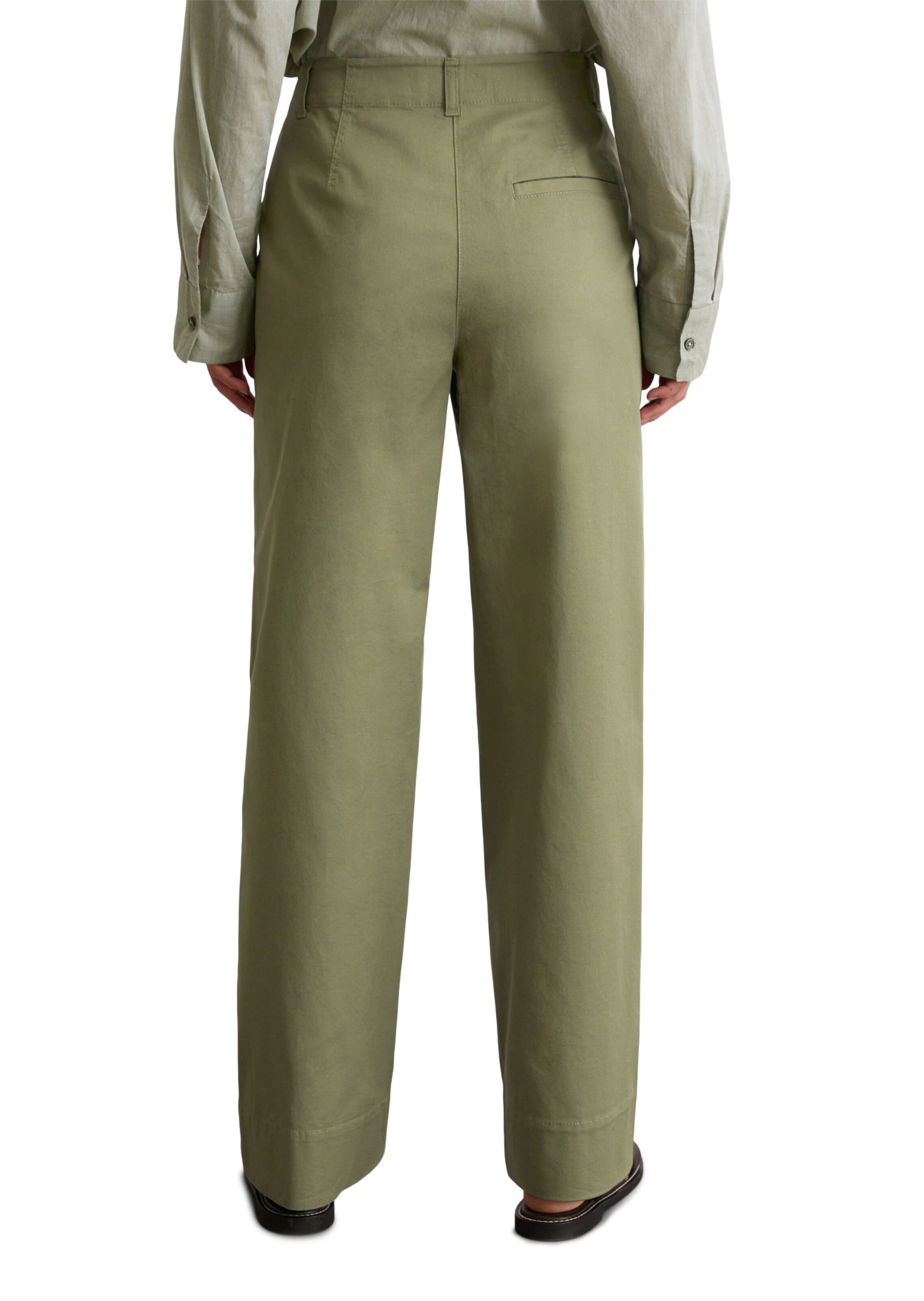 Marc O'Polo Loose fit Trousers in Green