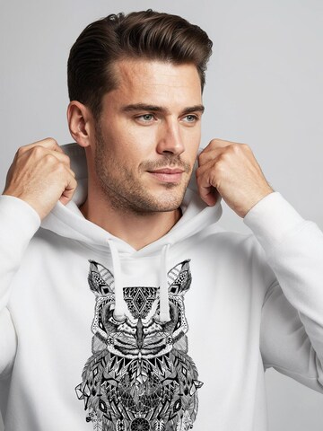 Neverless Sweatshirt 'Free Mind Owl' in White