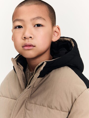 Veste d’hiver 'Ivan' MANGO KIDS en marron