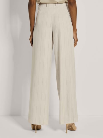 Loosefit Pantalon à pince MADELEINE en blanc