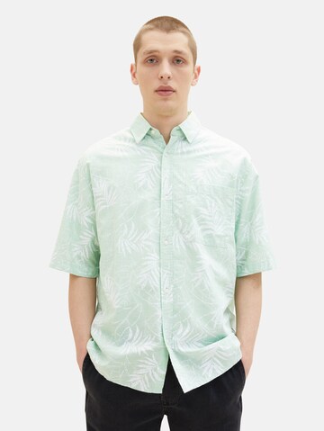 Comfort fit Camicia di TOM TAILOR DENIM in verde: frontale