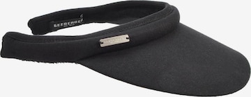 Seeberger Cap 'Visor' in Schwarz: Vorderseite