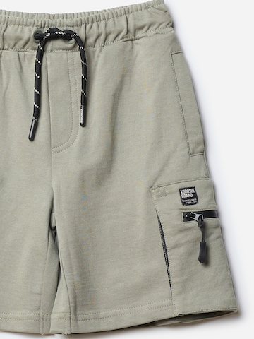 KOROSHI Regular Shorts in Grün