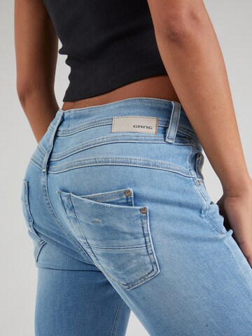Gang Slimfit Kavbojke '94Amelie' | modra barva
