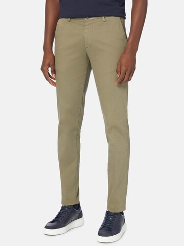 Boggi Milano Regular Chino Pants in Green: front