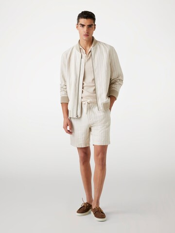 GUESS Regular Pants in Beige