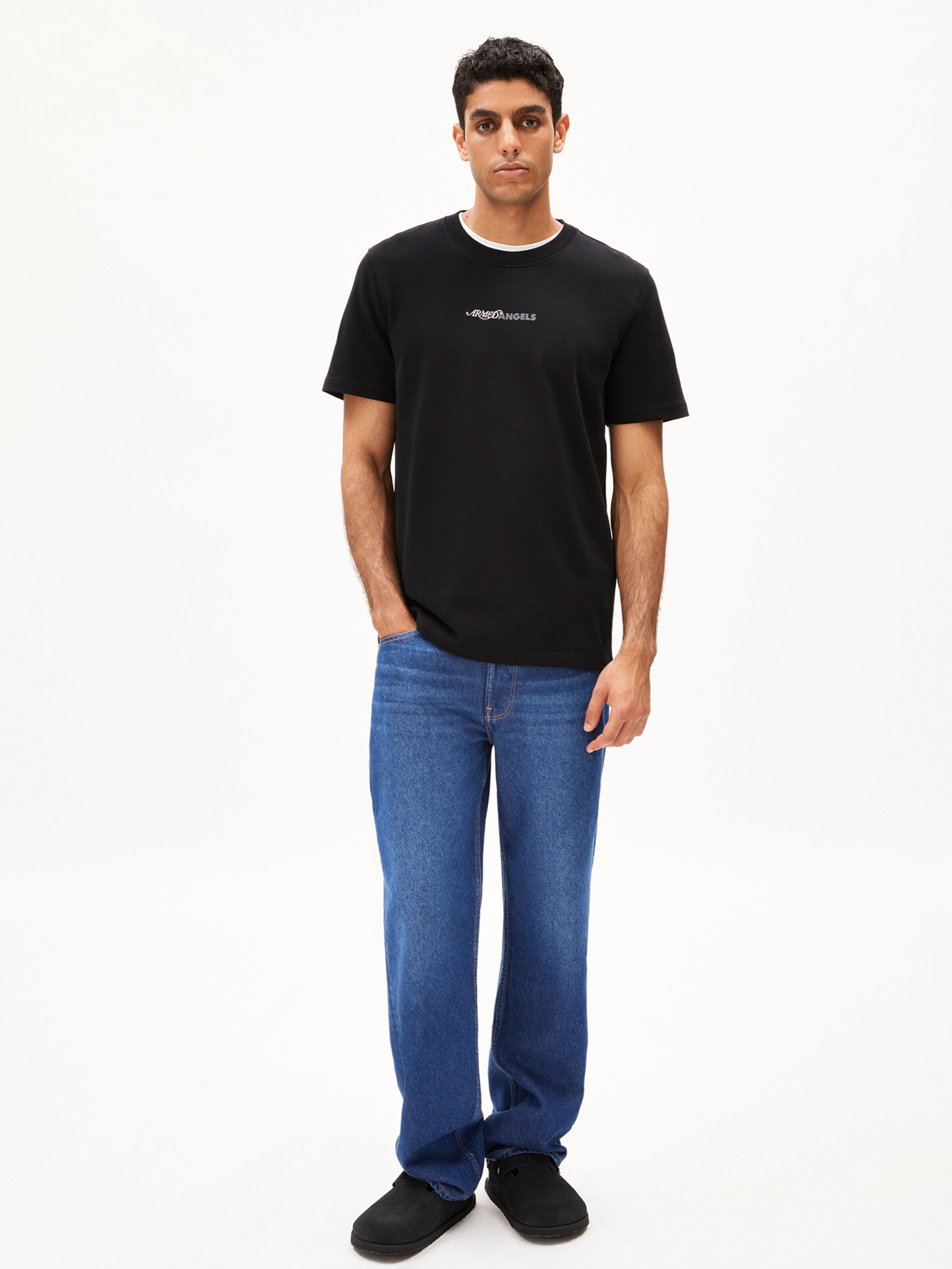 T-Shirt ARMEDANGELS en noir