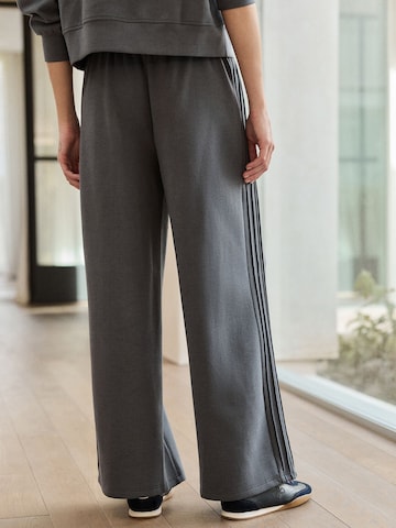 Next Wide Leg Hose 'N. Premium' in Grau