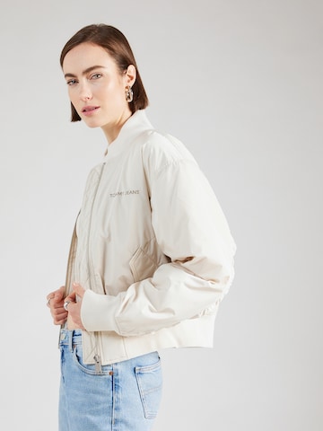 smėlio Tommy Jeans Demisezoninė striukė 'Classics': priekis