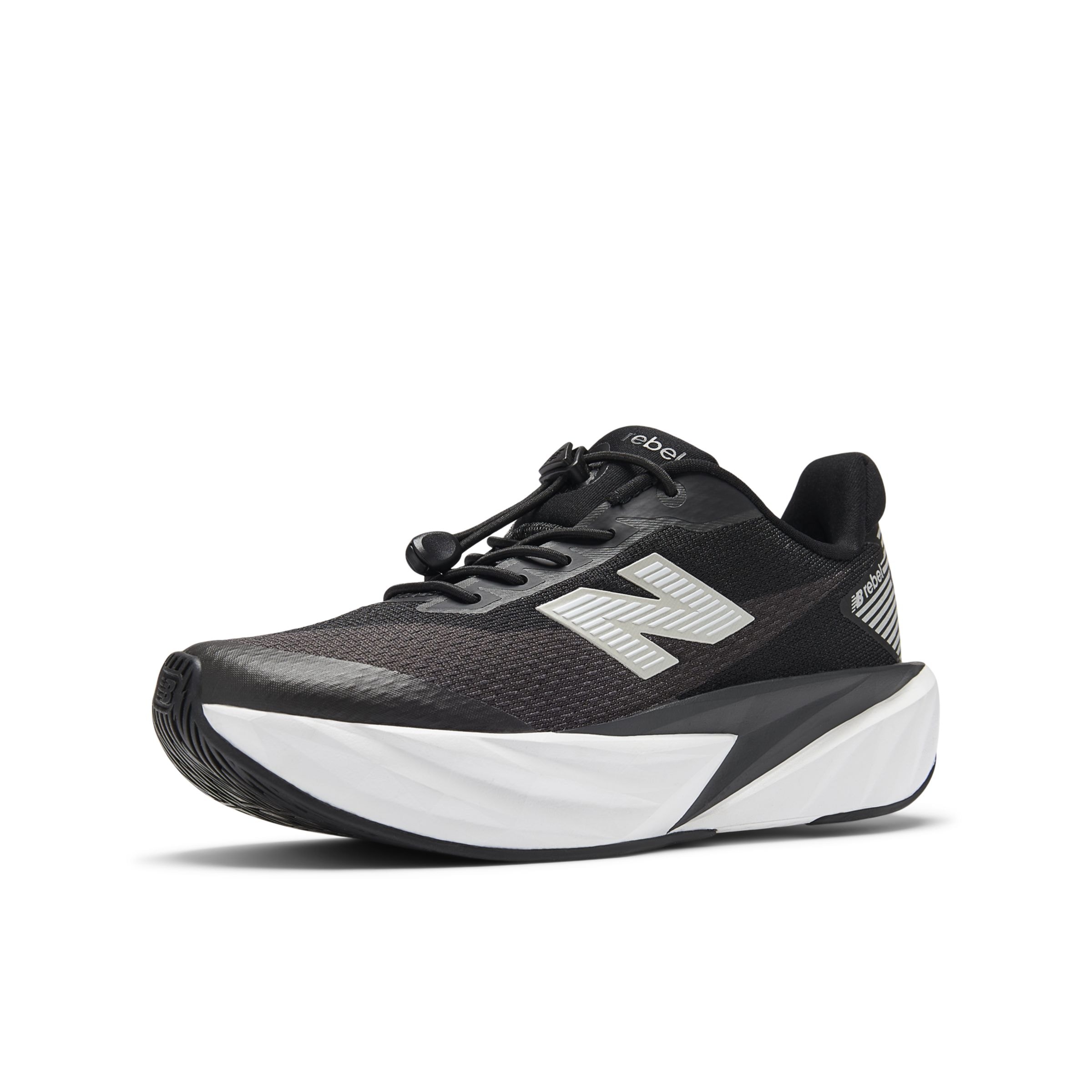 Chaussure de sport 'FuelCell Rebel' new balance en noir : devant