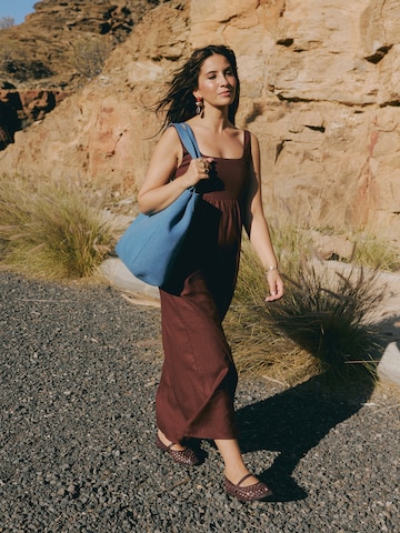 KAVAZI Dress in Brown