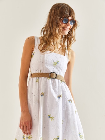 Bianco Lucci Kesämekko värissä valkoinen