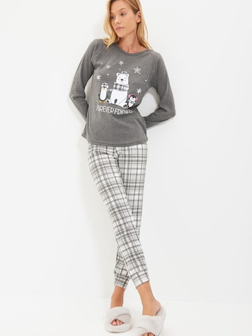 Pyjama Trendyol en gris : devant