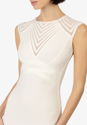 Kraimod Εφαρμοστό φόρεμα σε λευκό