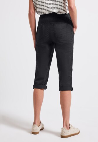 STREET ONE Slimfit Hose in Schwarz