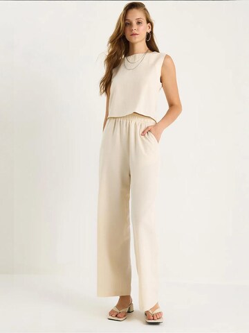 Bianco Lucci - Calças de fato em bege