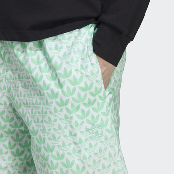 Regular Pantalon ADIDAS ORIGINALS en vert