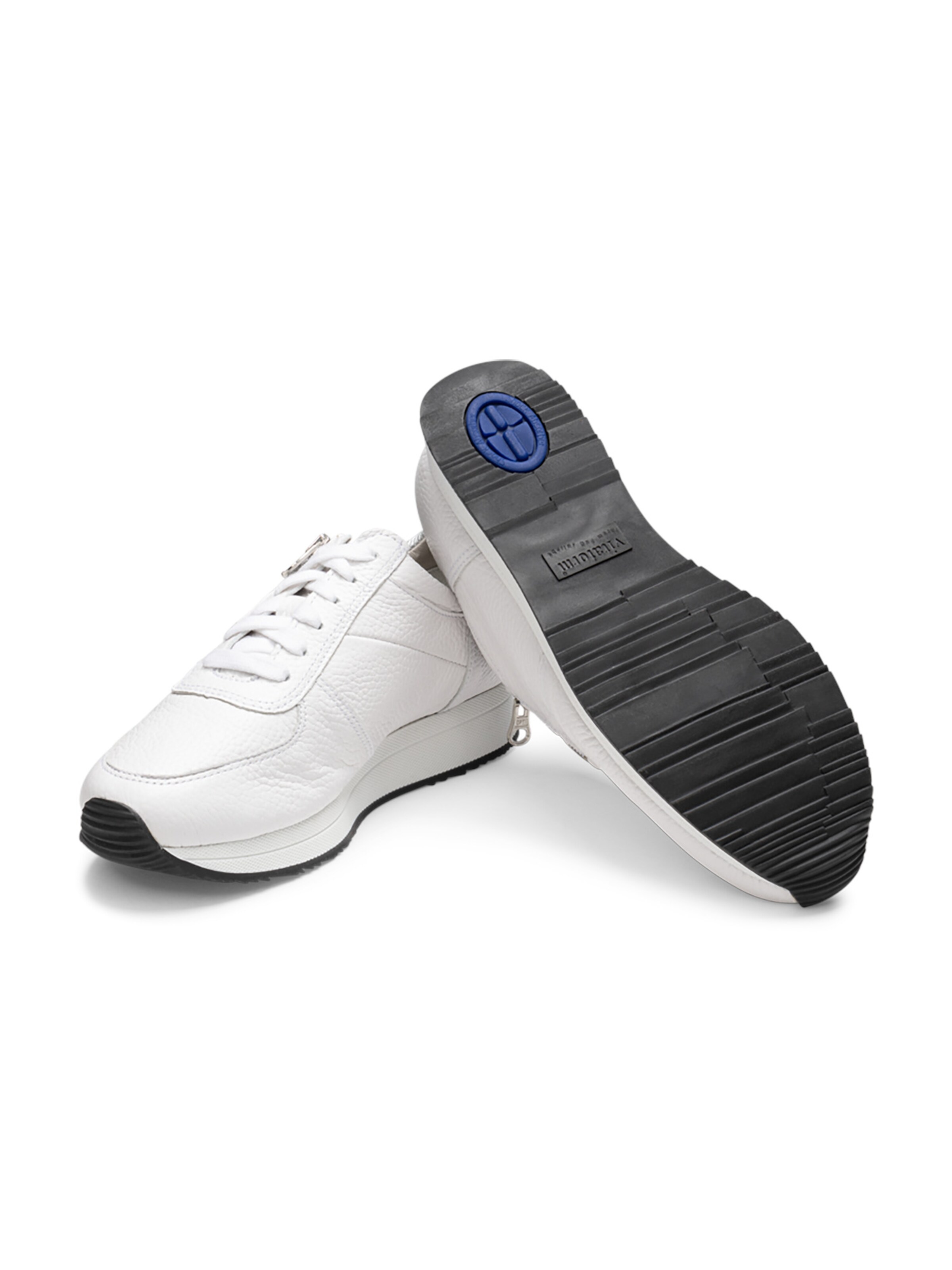 Baskets basses VITAFORM en blanc