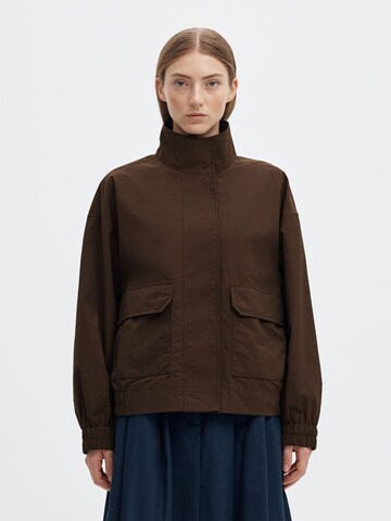 SELECTED - Chaqueta de entretiempo en marrón: frente