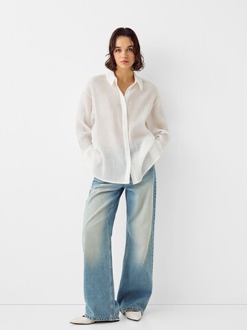 Chemisier Bershka en blanc