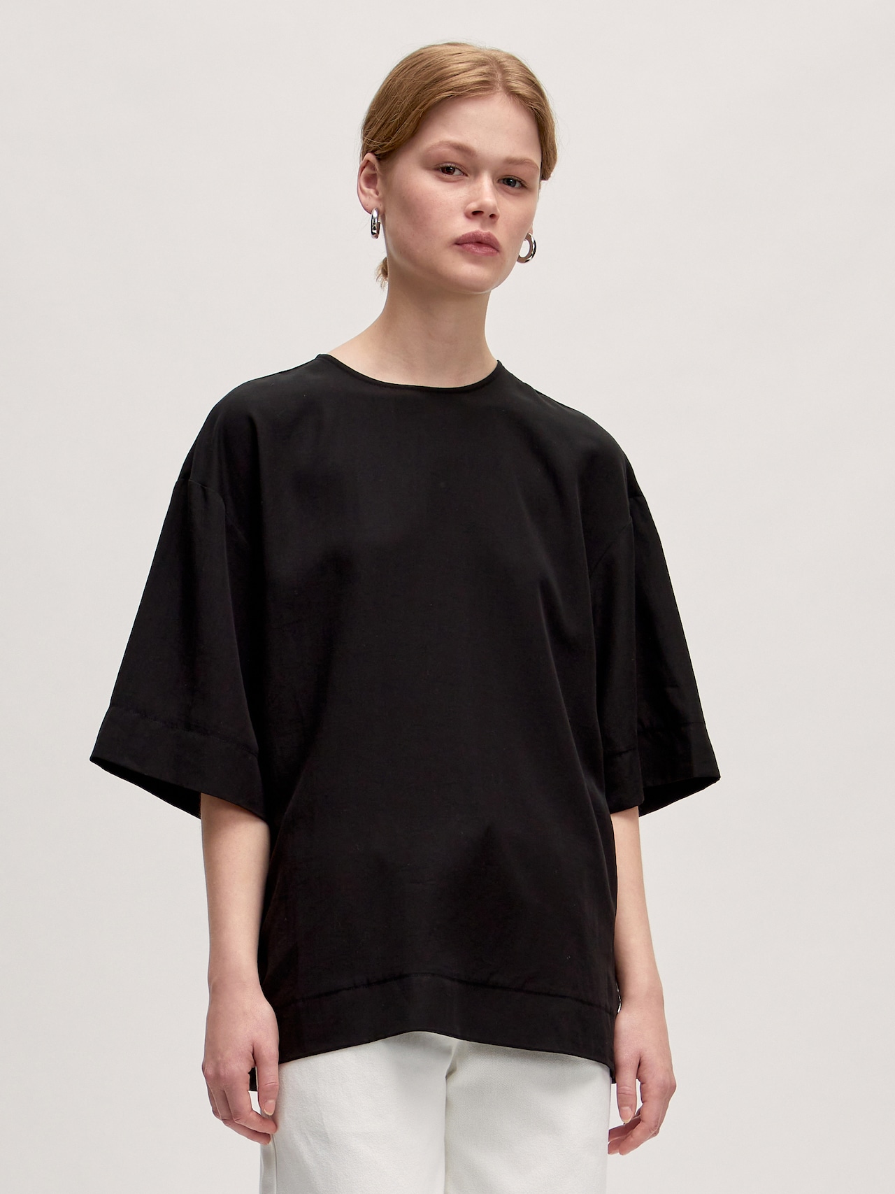 EDITED Produits T-shirt 'Catherine' noir