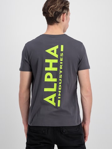 ALPHA INDUSTRIES T-Shirt in Grau: Vorderseite