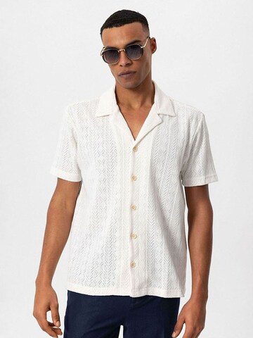 Antioch Comfort fit Overhemd in Wit: voorkant
