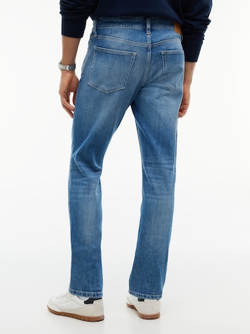 Tommy Jeans - Tapered Vaquero 'AUSTIN' en azul